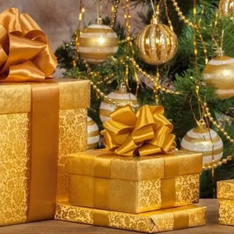 10-Fun-Christmas-Facts Flora Queen