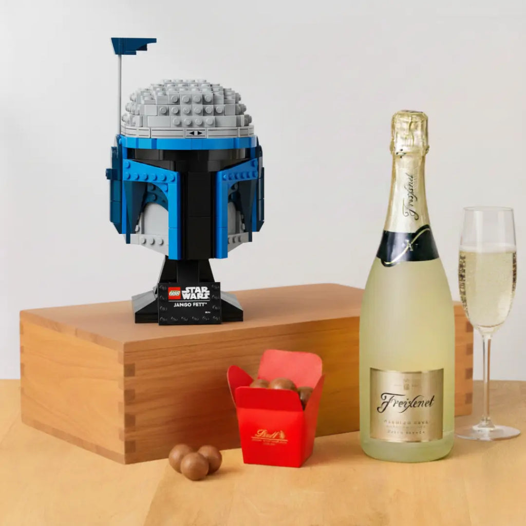 LEGO Star Wars Jango Fett Celebration Set Flora Queen Flora Queen